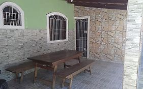 Casa para temporada em Caraguatatuba ( Praia Martim de Sá )